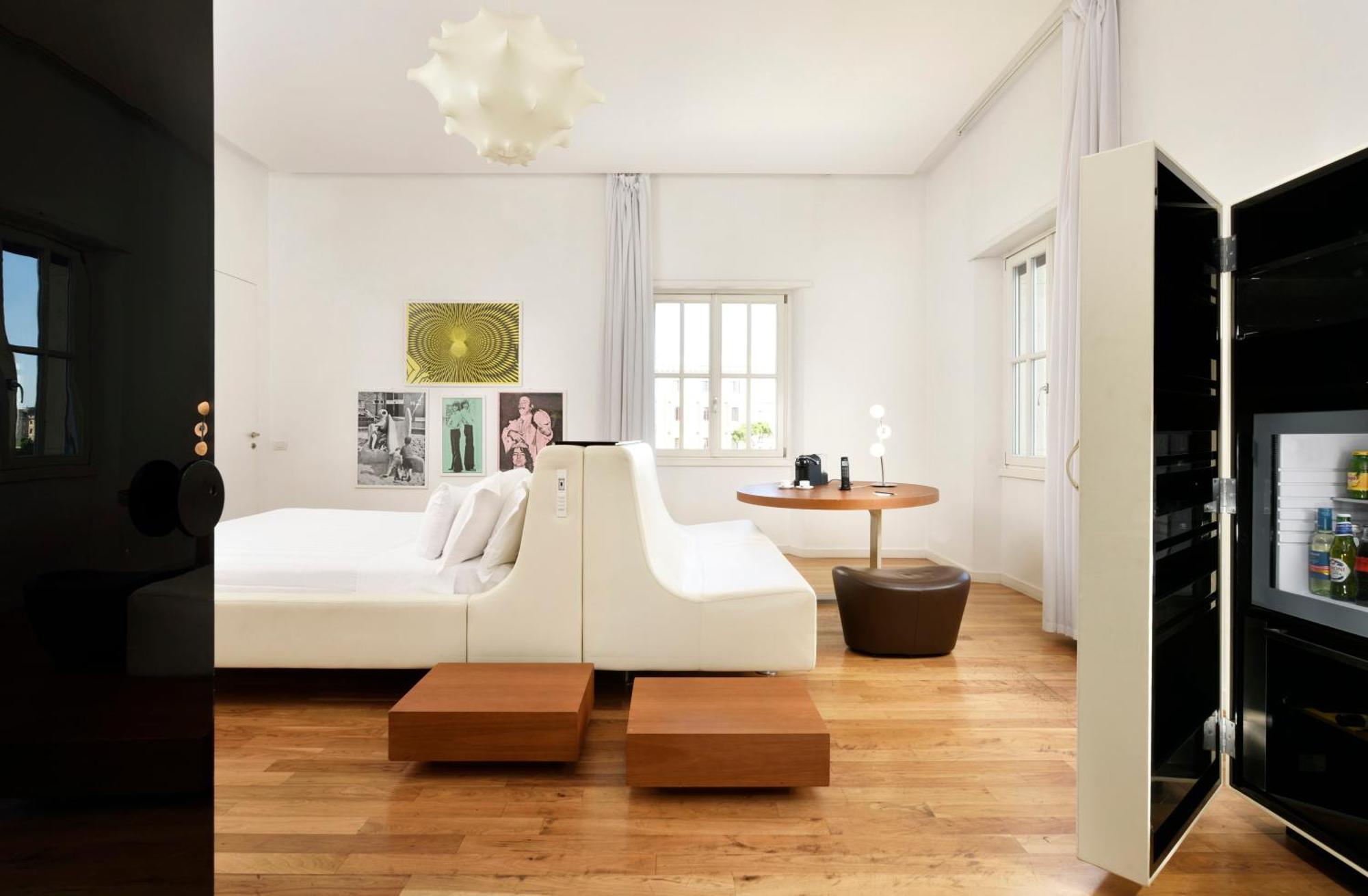 Palazzo Montemartini Rome, A Radisson Collection Hotel Rom